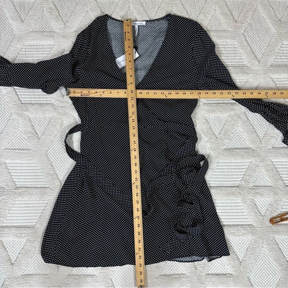 BCBGeneration Dress Sz M Wrap  Black Polka Dot NWT - Picture 12 of 15